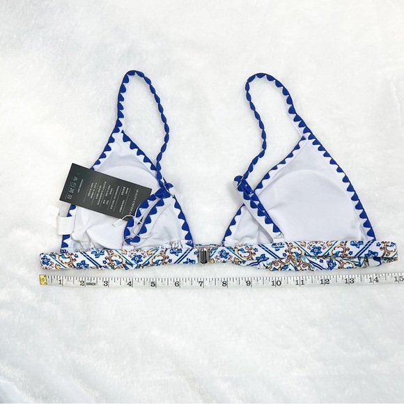 NWT Bikinx Blue White Paisley Print Crochet Trim Bikini Top - Picture 7 of 10